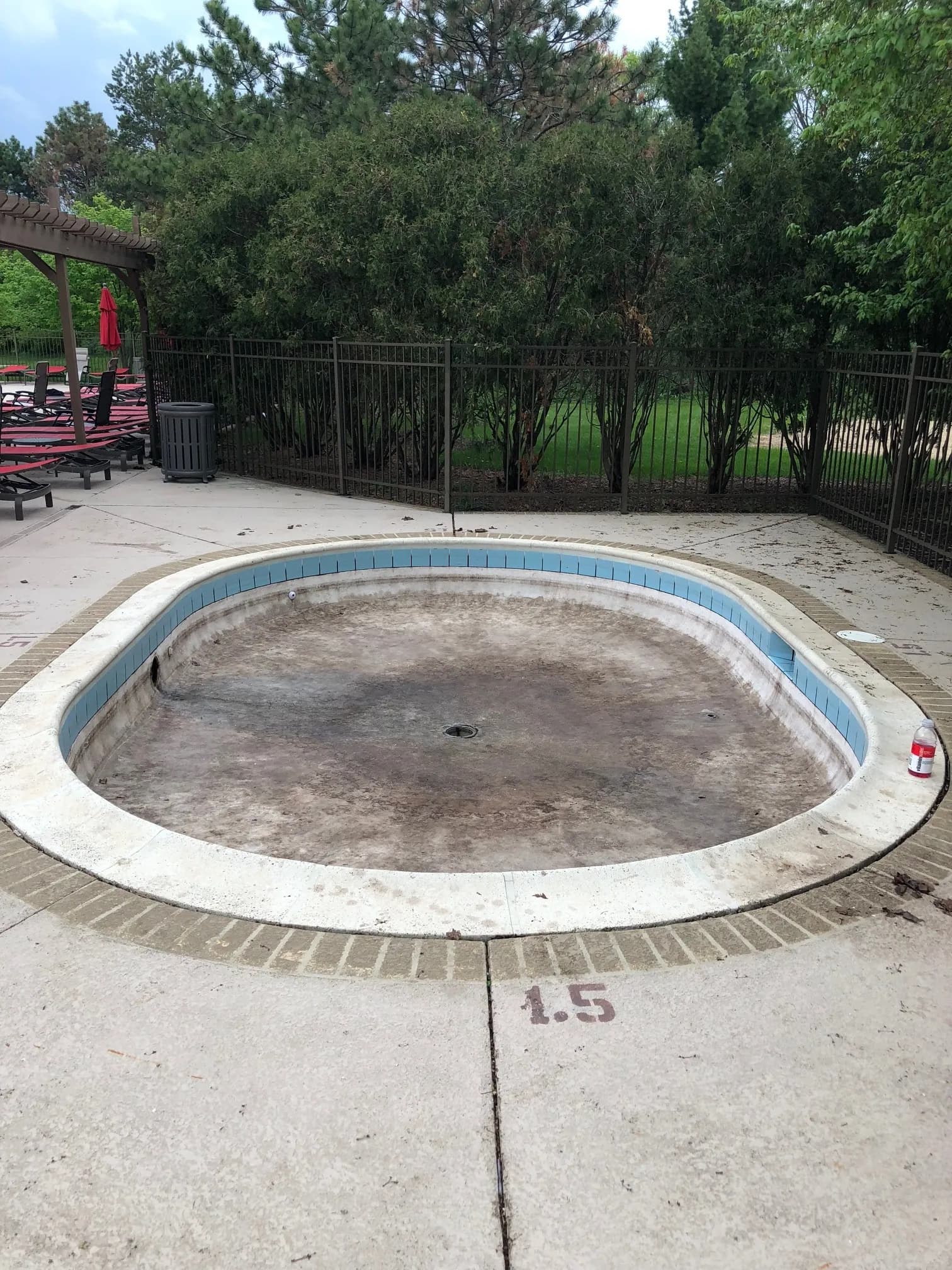 Pool Restoration & Repair - custom pool project in St. Charles, IL